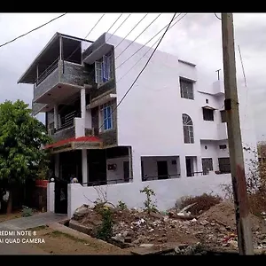 https://oyo-81206-matra-udaipur.udaipurhotels.org